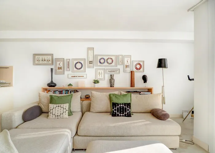 Sunset By Hello Homes *